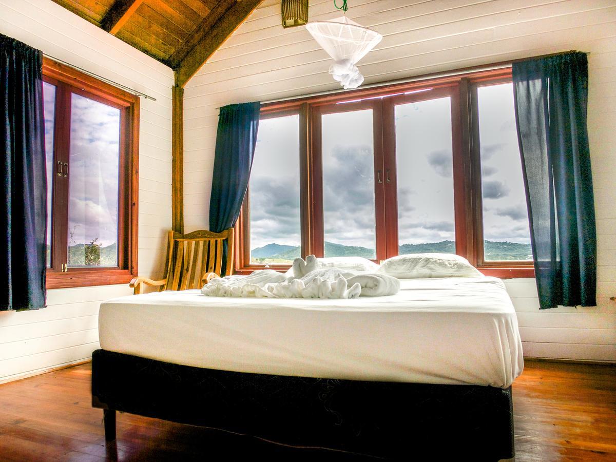 Magnific Rock - Surf Resort & Yoga Retreat Nicaragua Popoyo Exterior photo